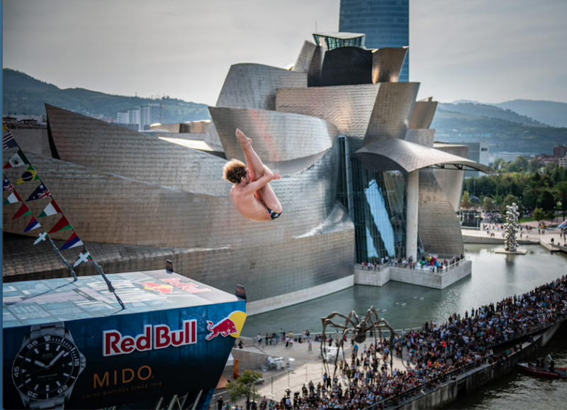 Red bull diving