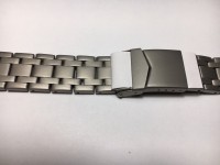 Bracciale in Titanio con chiusura di sicurezza