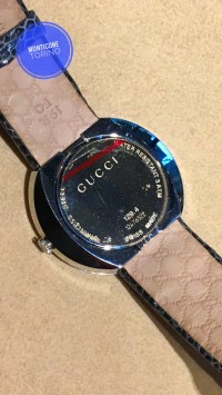 Gucci U-Play Women Medium Silver Dial Interchangeable Watch YA129401