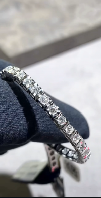 Bracciale Tennis oro bianco e diamanti ct 2.60